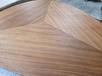1 notenhouten salontafel organische vorm - afbeelding 5 van  5