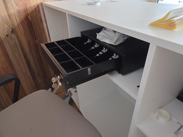 1 ontvangstmeubel met led verlichting - afbeelding 10 van  10