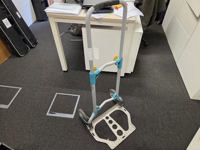 1 opklapbaar steekkarretje - afbeelding 3 van  3