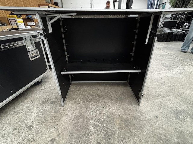 1 opklapbare dj tafel img stageline - afbeelding 3 van  3