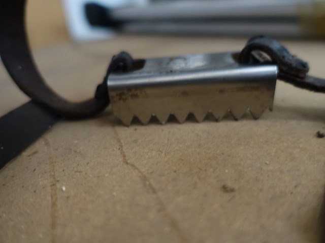 1 paar anti-glij ijzers - afbeelding 3 van  3