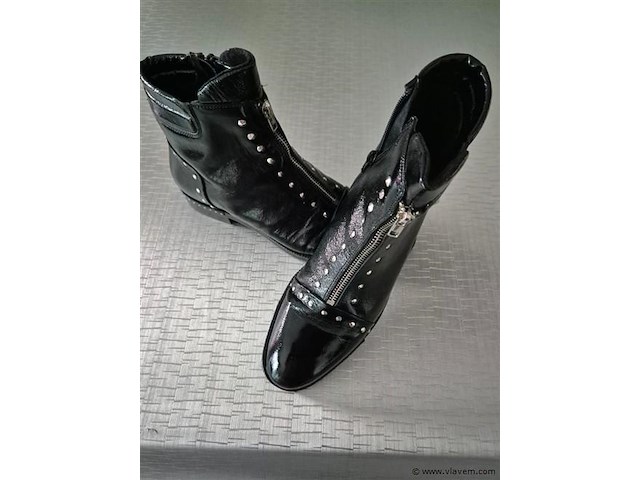 1 paar di lauro zwart lakleder, maat 40 - afbeelding 1 van  2