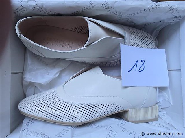 1 paar hispanitas off white, maat 39 - afbeelding 2 van  2