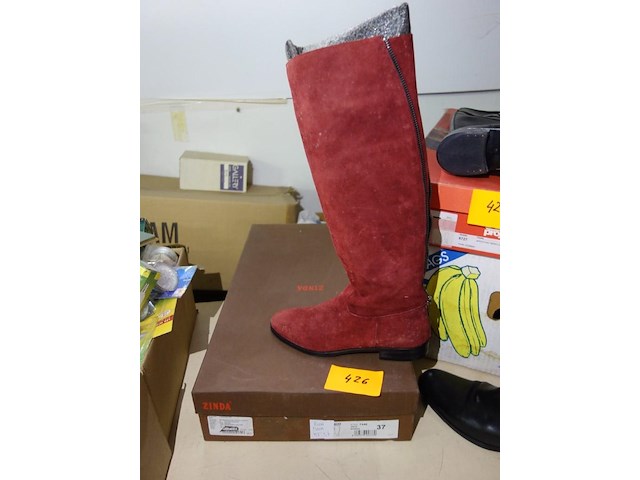 1 paar laarzen rood/daim - maat 37 - afbeelding 1 van  1