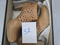 1 paar nero giardini enkellaars beige - lanzo, maat 40 - afbeelding 2 van  2