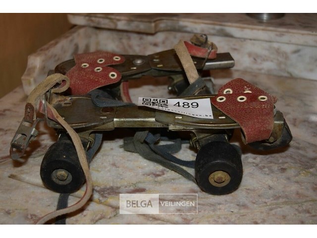 1 paar retro rolschaatsen - afbeelding 1 van  2
