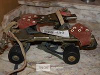 1 paar retro rolschaatsen - afbeelding 1 van  2