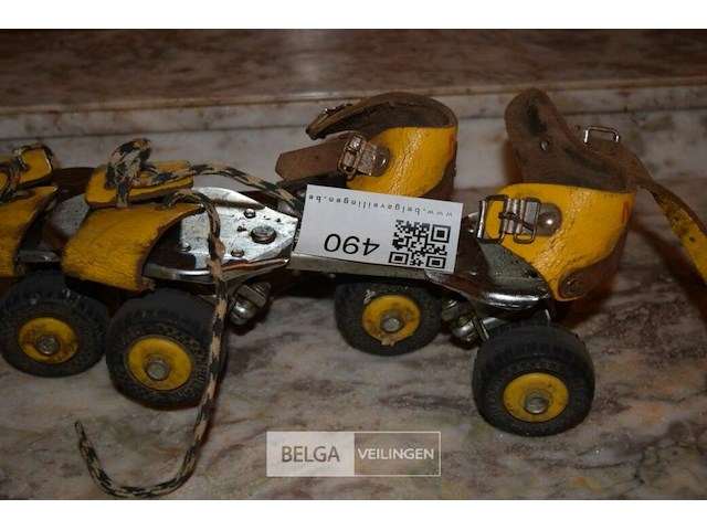 1 paar retro rolschaatsen - afbeelding 1 van  2