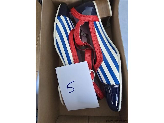 1 paar vitelo 3 kleurenl, maat 39 - afbeelding 2 van  2