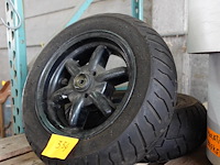 1 paar wielen voor scootmobiel - afbeelding 2 van  3