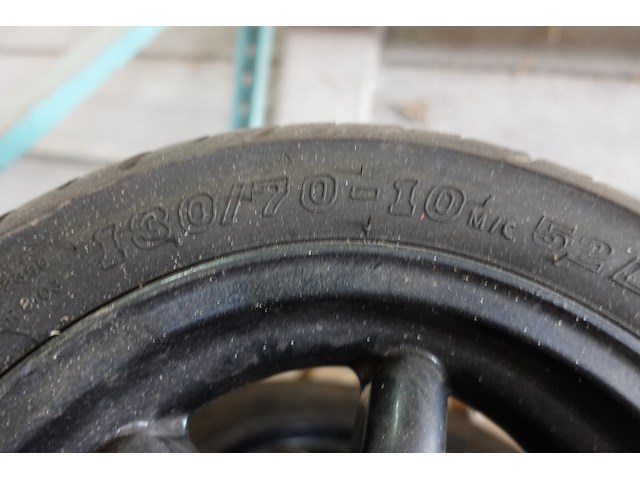 1 paar wielen voor scootmobiel - afbeelding 3 van  3