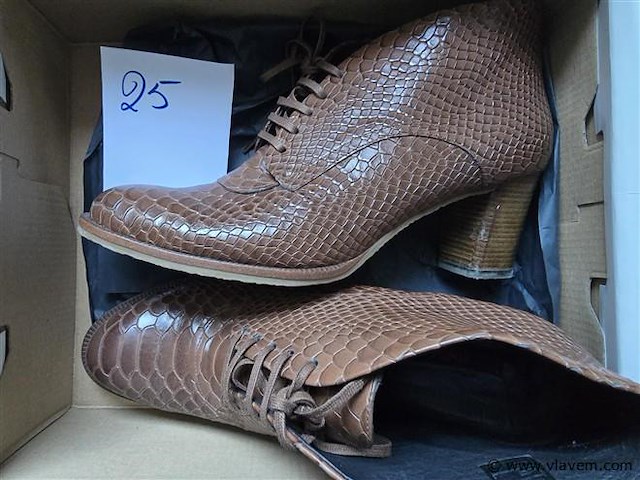 1 paar zinda enkellaars camel crocco, maat 40 - afbeelding 2 van  2