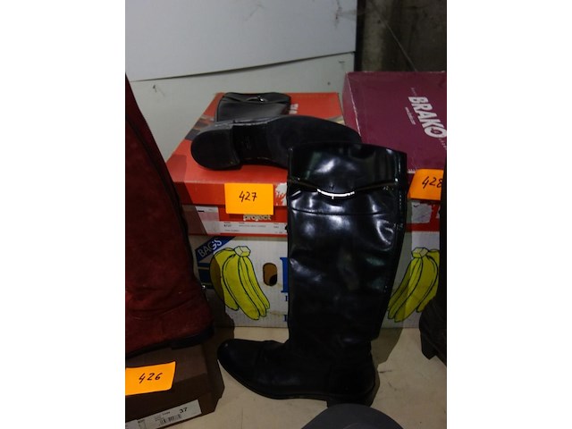 1 paar zwarte lederen laarzen - maat 40 - afbeelding 1 van  1