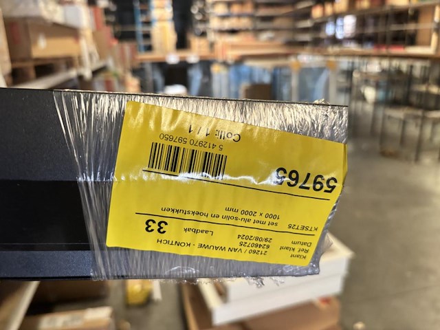 1 pallet alu hoekstukken - afbeelding 2 van  6