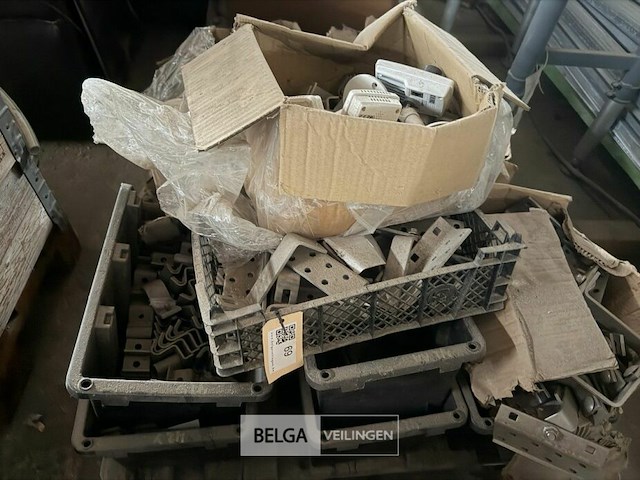 1 pallet bevestigingsmateriaal - afbeelding 5 van  5