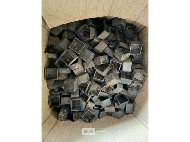 1 pallet bevestigingsmateriaal - afbeelding 1 van  9