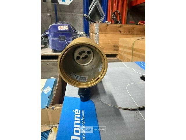 1 pallet divers electro1 pallet divers electro, o.a. verlichting, kabelbuizen, kabelhouders, etc... - afbeelding 3 van  9