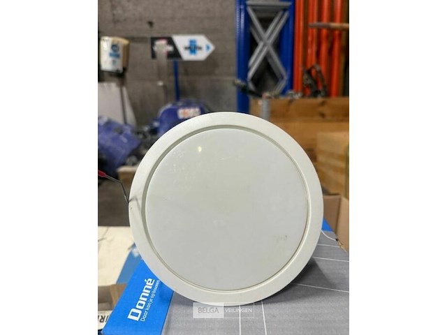 1 pallet divers electro1 pallet divers electro, o.a. verlichting, kabelbuizen, kabelhouders, etc... - afbeelding 7 van  9