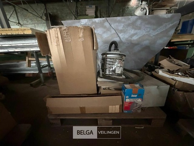 1 pallet divers materiaal - afbeelding 1 van  5