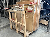 1 pallet divers velux - afbeelding 1 van  5
