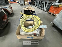 1 pallet divers