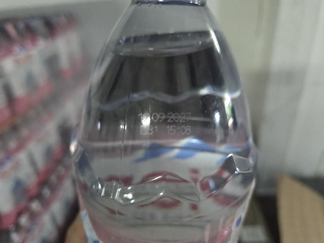 1 pallet evian 1,5l - afbeelding 5 van  5