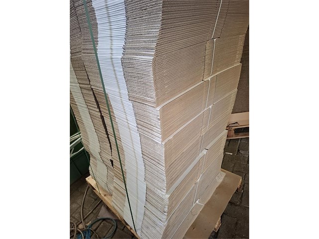 1 pallet kartonnen plooidozen - afbeelding 1 van  2