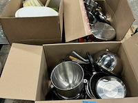 1 pallet keukenmateriaal