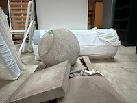 1 pallet met natuursteen - afbeelding 1 van  2