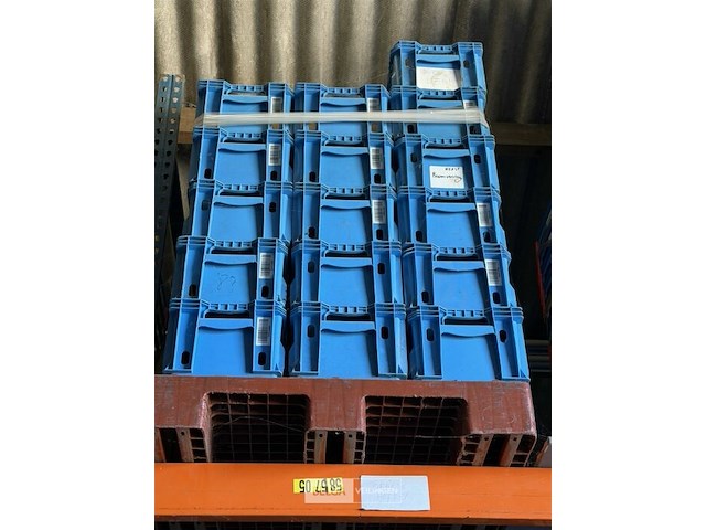 1 pallet plastic bakken l47xb31 xh23 cm (±36 st) - afbeelding 1 van  5