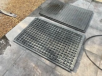 1 pallet rubberen tegels 120x80cm - afbeelding 3 van  4