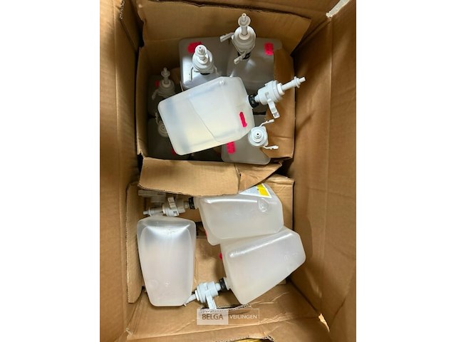 1 pallet sanitaire benodigdheden - afbeelding 3 van  6