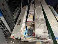 1 pallet screen o.a. velux / fakro / amz - afbeelding 3 van  4