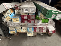 1 pallet screen o.a. velux / fakro / amz - afbeelding 4 van  4
