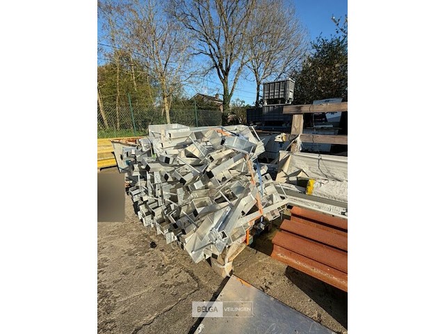 1 pallet veiligheidssteunen - afbeelding 1 van  4