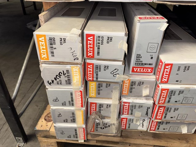 1 pallet velux blinds divers - afbeelding 3 van  3