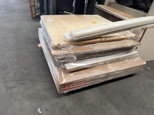 1 pallet velux uk08 - afbeelding 3 van  3