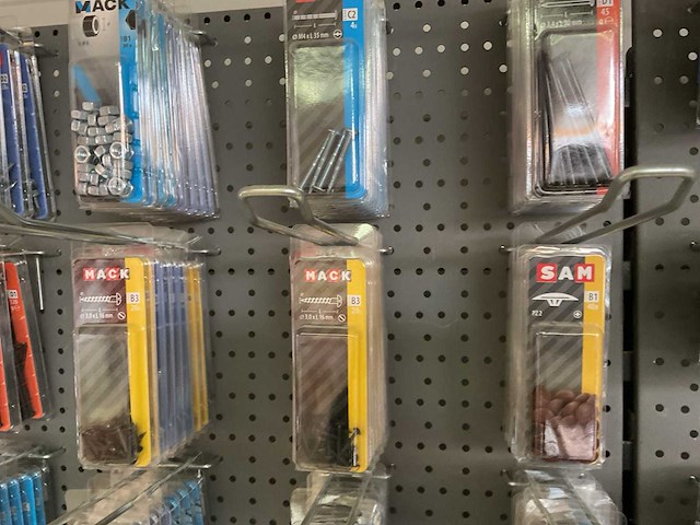 1 partij bevestigingsmaterialen - afbeelding 8 van  13