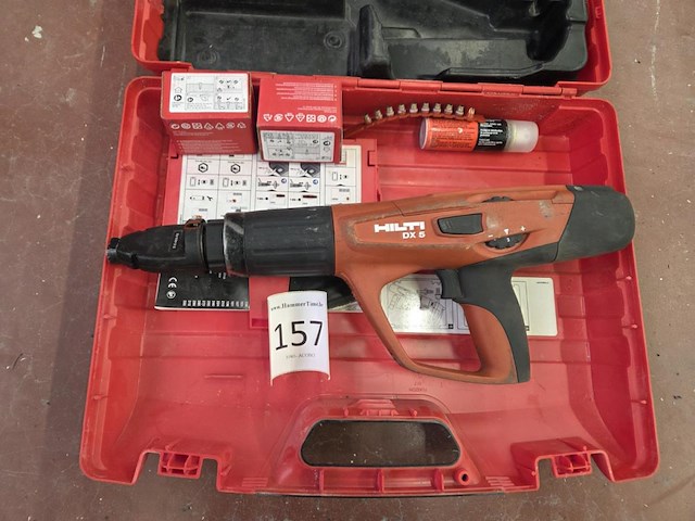 1 pneumatisch hilti dx 5 spijkerpistool - afbeelding 1 van  7