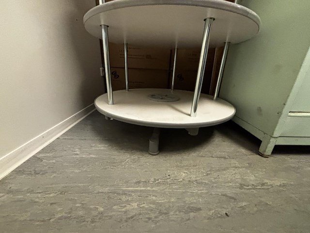 1 presentatiezuil - afbeelding 2 van  2