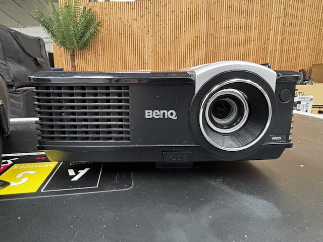 1 projector benq mp575 - afbeelding 3 van  6