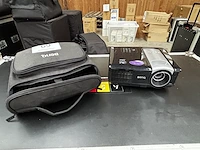 1 projector benq mp575