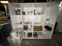 1 restinhoud kelder - afbeelding 1 van  18