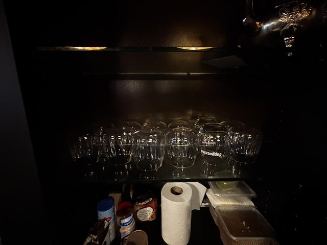 1 restinhoud toog - afbeelding 3 van  4