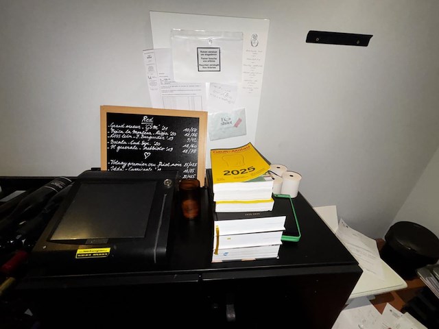 1 restlot bureau - afbeelding 9 van  13