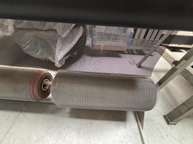 1 rolhouder voor vliegengaas - afbeelding 2 van  7