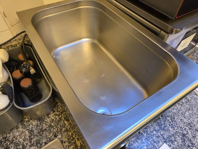 1 rvs bain-marie ggmgastro - afbeelding 4 van  4