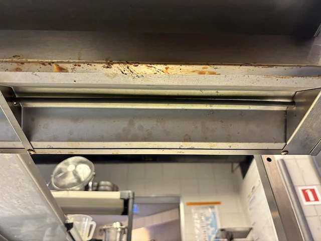 1 rvs chefrek vv 2 warmhoudlampen apw wyott - afbeelding 2 van  5
