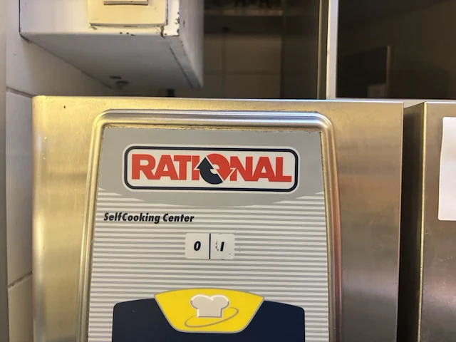 1 rvs combi stoomoven rational scc61g vv rvs onderstel - afbeelding 2 van  6