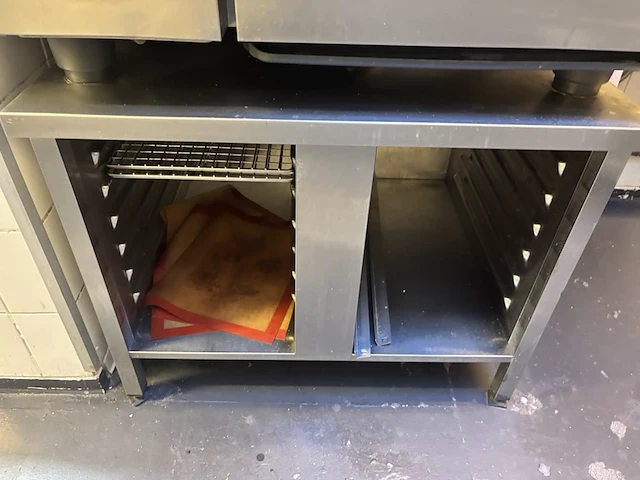 1 rvs combi stoomoven rational scc61g vv rvs onderstel - afbeelding 6 van  6
